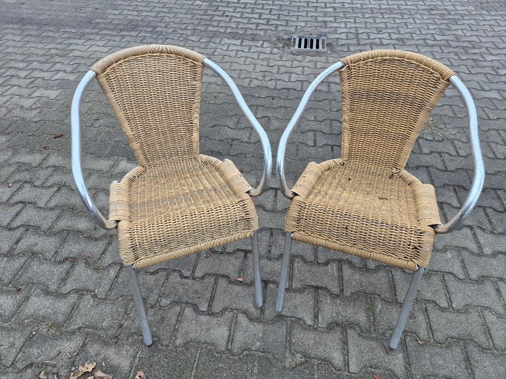 rieten stoeltjes op stalen frame, Ophalen, Gebruikt, Bruin, Metaal