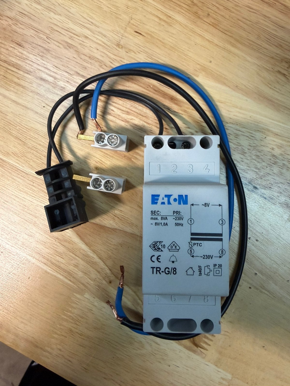Eaton 8V/1A TR-G/8 beltrafo met toebehoren, Ophalen of Verzenden, Zo goed als nieuw, Overige typen