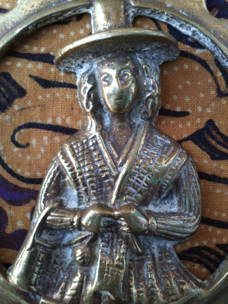 Antiek kleppermannetje uit Engeland met Jenny Jones 9,3 cm., Ophalen of Verzenden, Koper