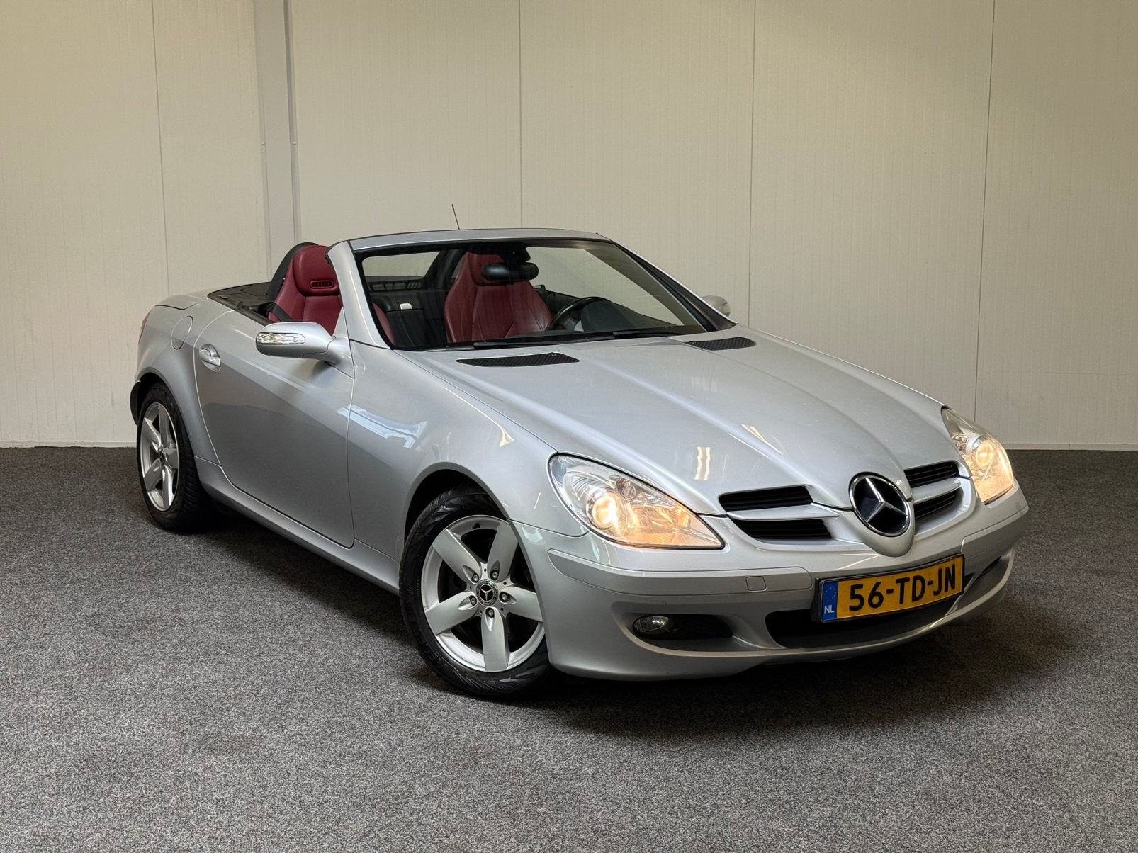 Mercedes-Benz SLK 3.0 Slk280 Roadster AUT 2006 Grijs cabrio, Auto's, Mercedes-Benz, Achterwielaandrijving, Cabriolet, Bedrijf
