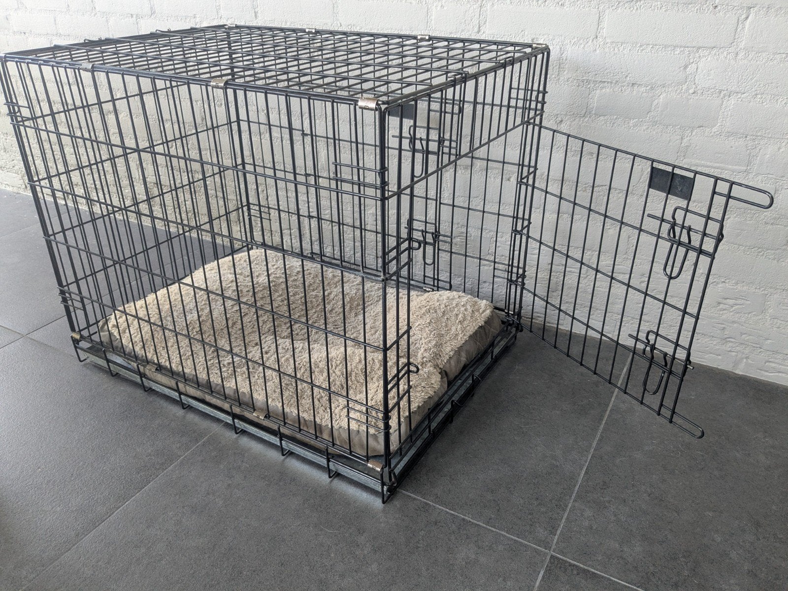 bench 76x54x61, Dieren en Toebehoren, Ophalen, Gebruikt