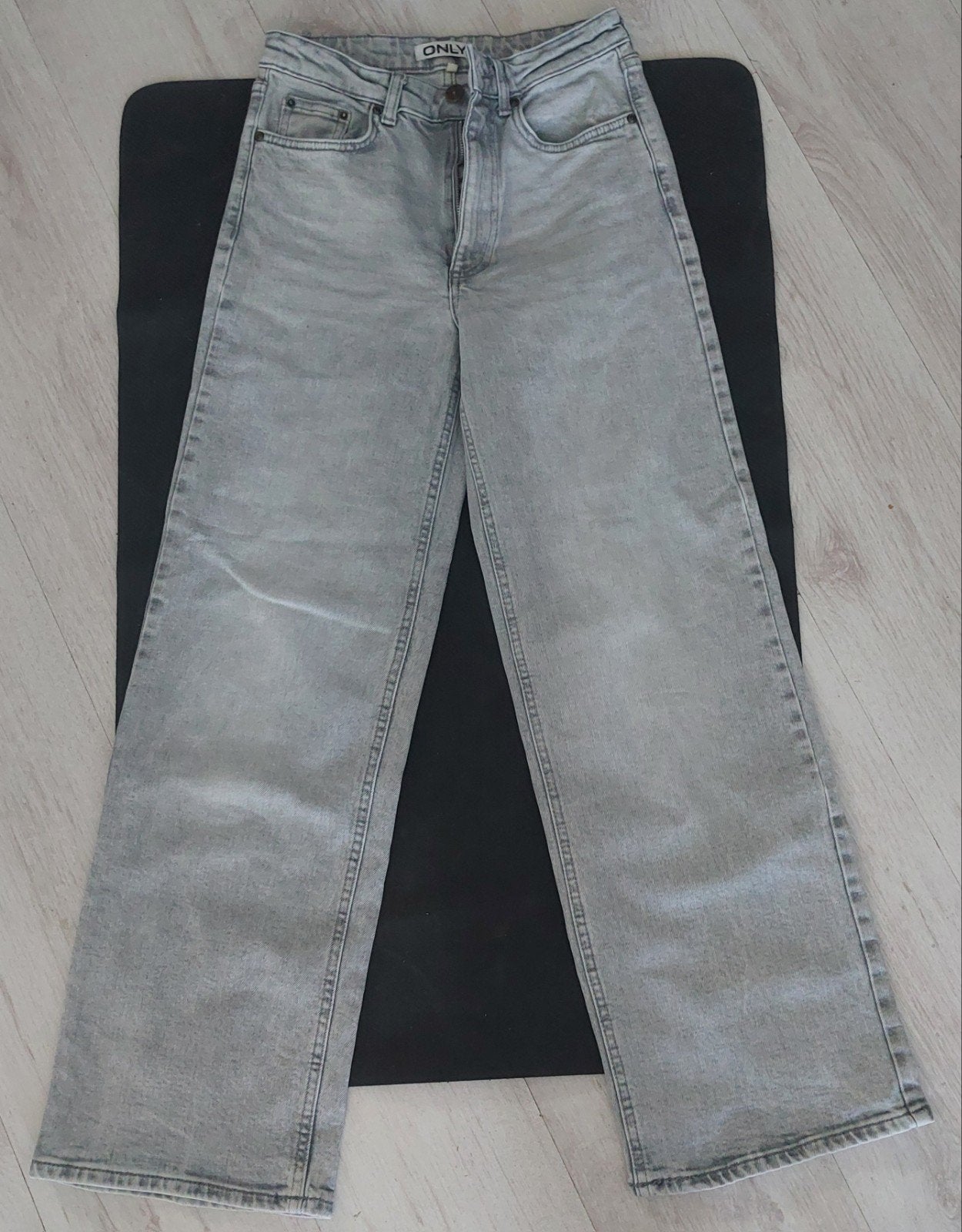 Only Jeans 26/30 - Grijs, Only, Ophalen of Verzenden, Gedragen, Grijs