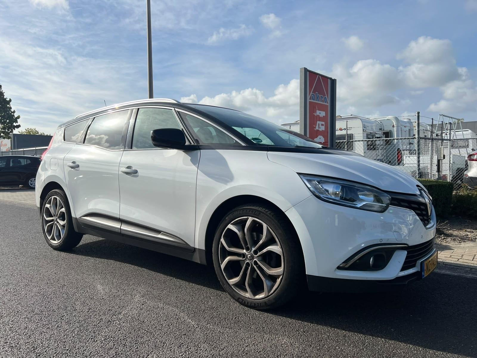 Renault Grand Scénic 1.2 TCe Zen | Airco | Cruise Control |, Voorwielaandrijving, Stof, Gebruikt, Euro 6