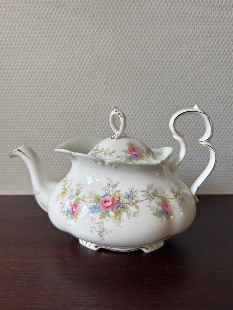 Zeldzame Royal Albert Colleen Theepot, 1,2 Liter, Porselein, Ophalen of Verzenden