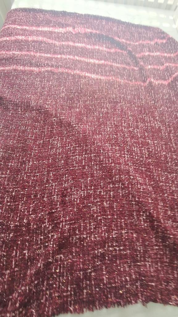 Luxe Tweed Stof Bordeaux – 320 x 155 cm, Hobby en Vrije tijd, Stoffen en Lappen, Nieuw, 120 cm of meer, 200 cm of meer, Ophalen of Verzenden