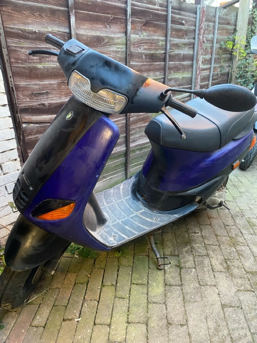 Piaggio zip type 3, Fietsen en Brommers, Ophalen, Gebruikt