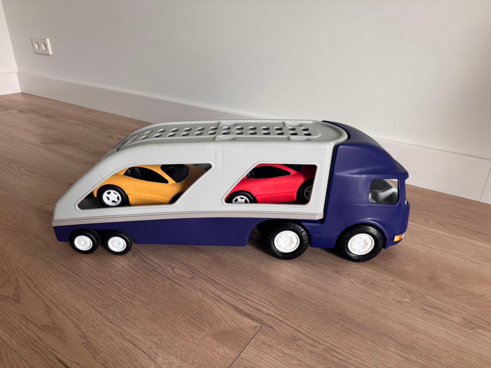 Little tikes autotransporter, Kinderen en Baby's, Speelgoed | Speelgoedvoertuigen, Ophalen, Zo goed als nieuw