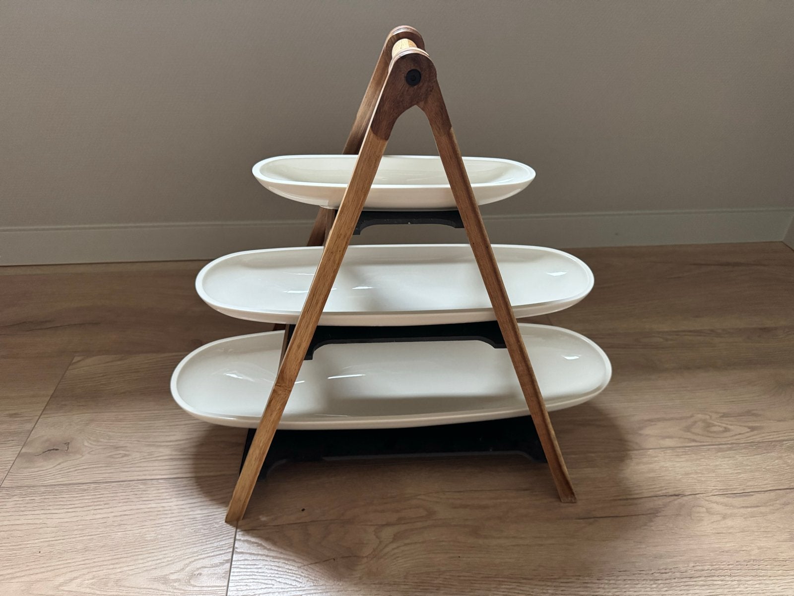 Etagère met 3 schalen villeroy en Boch, Ophalen, Gebruikt, Etagère, Hout