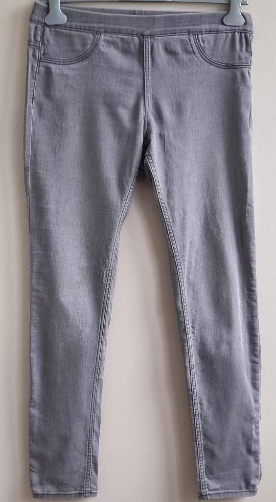 H&M grijze stretchy jeans tregging mt. 40, H&M, Ophalen of Verzenden, Zo goed als nieuw, W30 - W32 (confectie 38/40)
