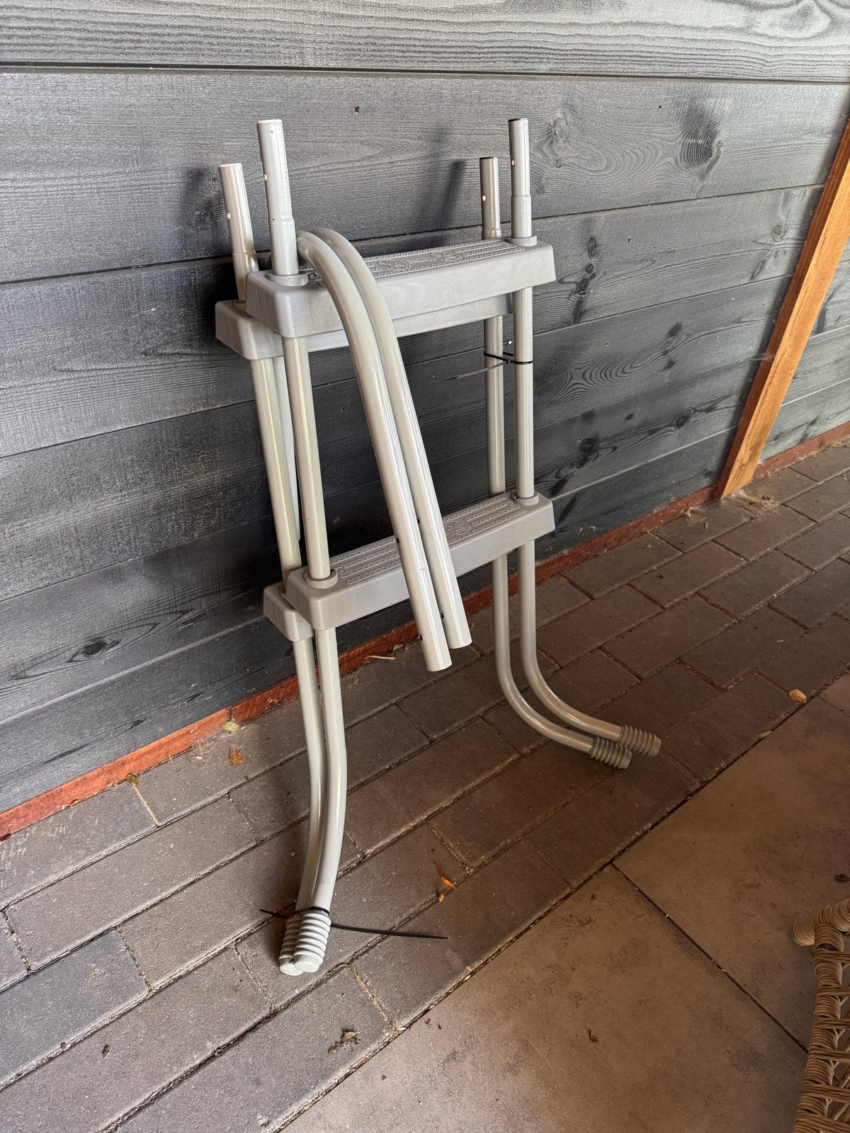 Zwembadtrap met 2 treden, Tuin en Terras, Ophalen, Gebruikt, Ladder