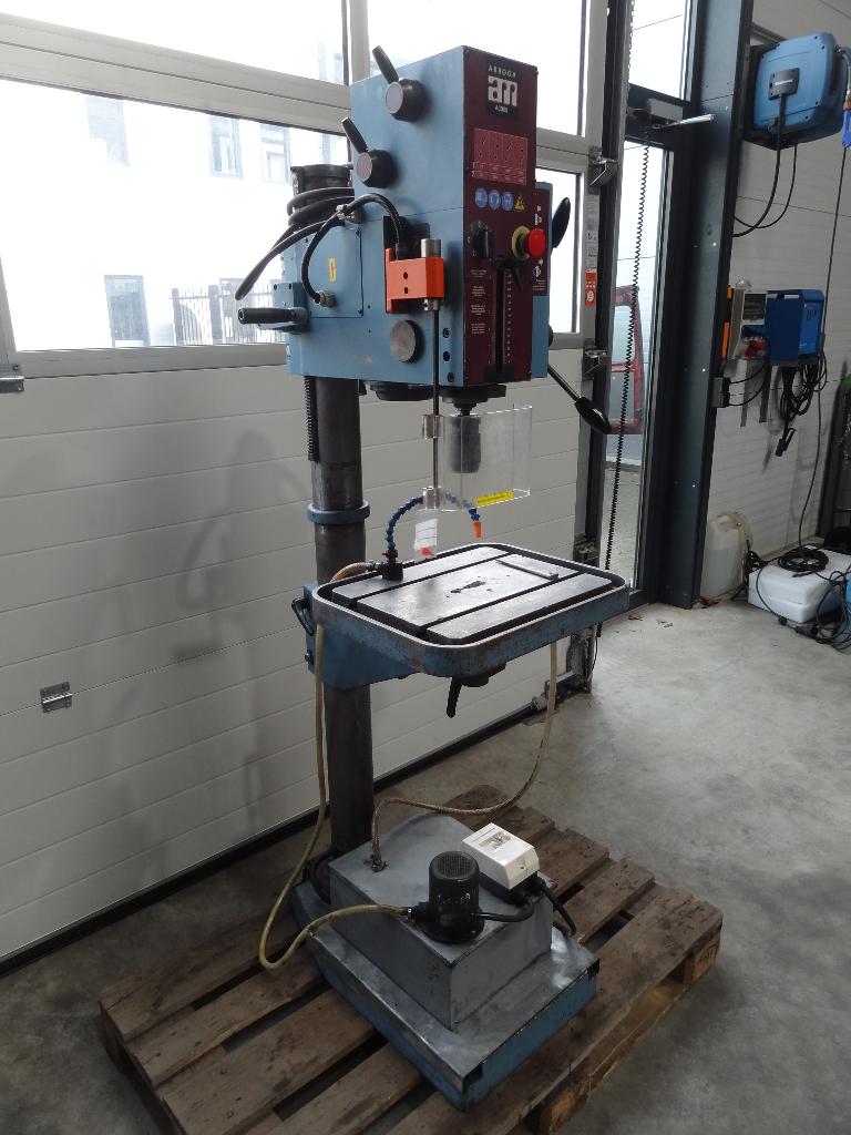 kolomboormachine Arboga A3008 tandwiel aangedreven, Ophalen, Zo goed als nieuw, 600 watt of meer, Kolomboormachine