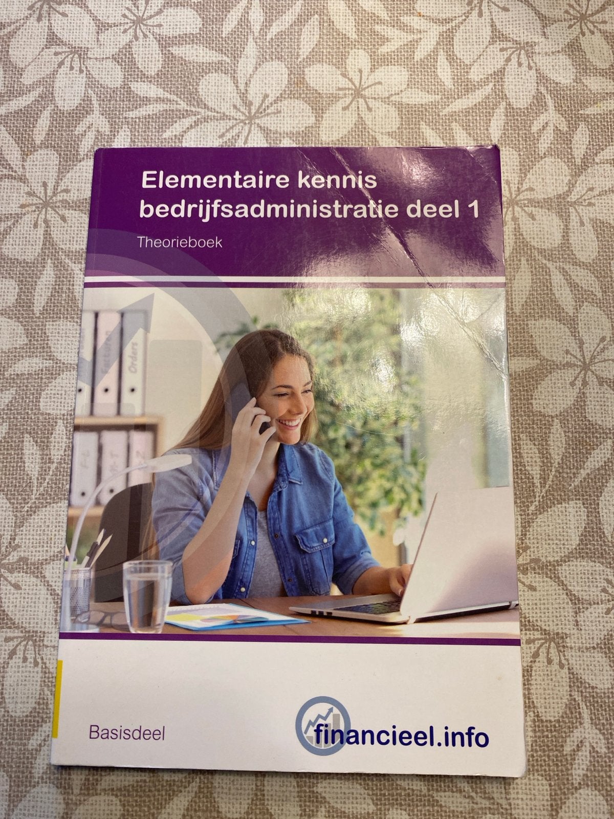 Elementaire kennis bedrijfsadministratie deel 1, Boeken, Ophalen of Verzenden, Gamma, Zo goed als nieuw, MBO