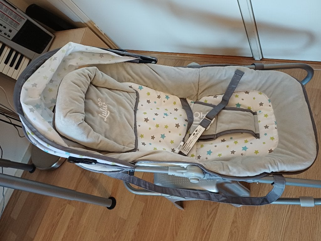 wipstoeltje baby, Kinderen en Baby's, Wipstoeltjes, Zo goed als nieuw, Wipstoel, Overige merken, Met gordel(s) of riempje(s), Verstelbaar
