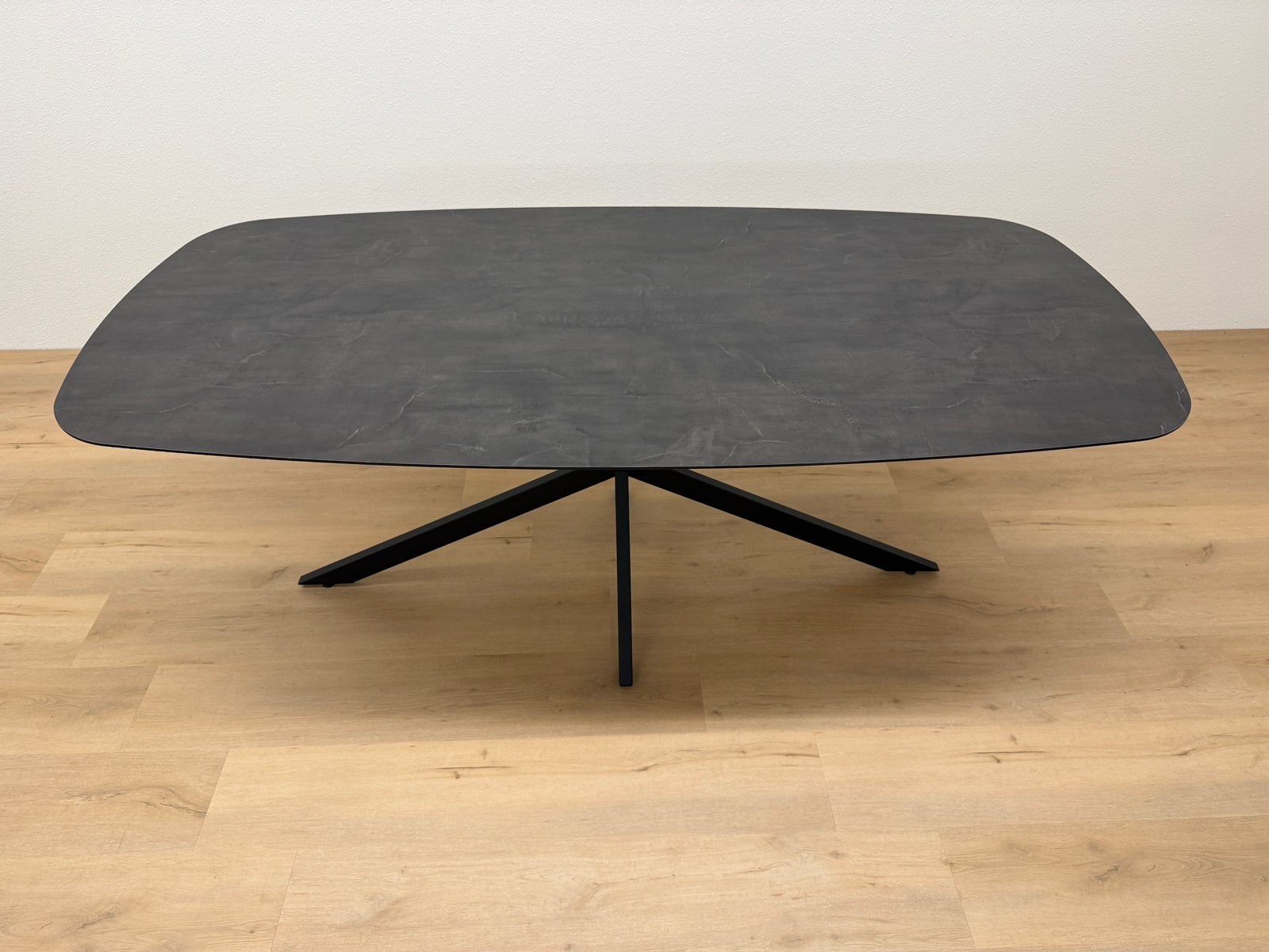 Deens ovale eettafel 200x100 - Marmer HPL - Direct Leverbaar