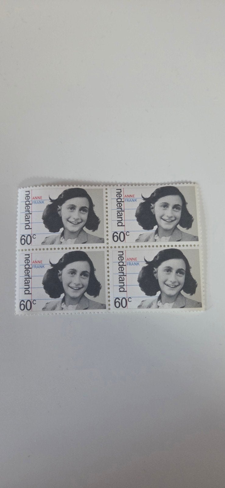 portret van Anne Frank., Ophalen of Verzenden, Na 1940, Postfris
