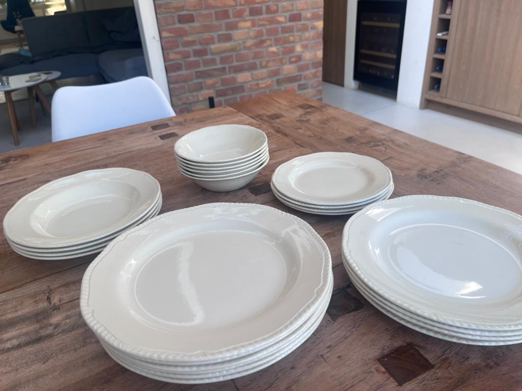 Woods & Sons servies, Ophalen