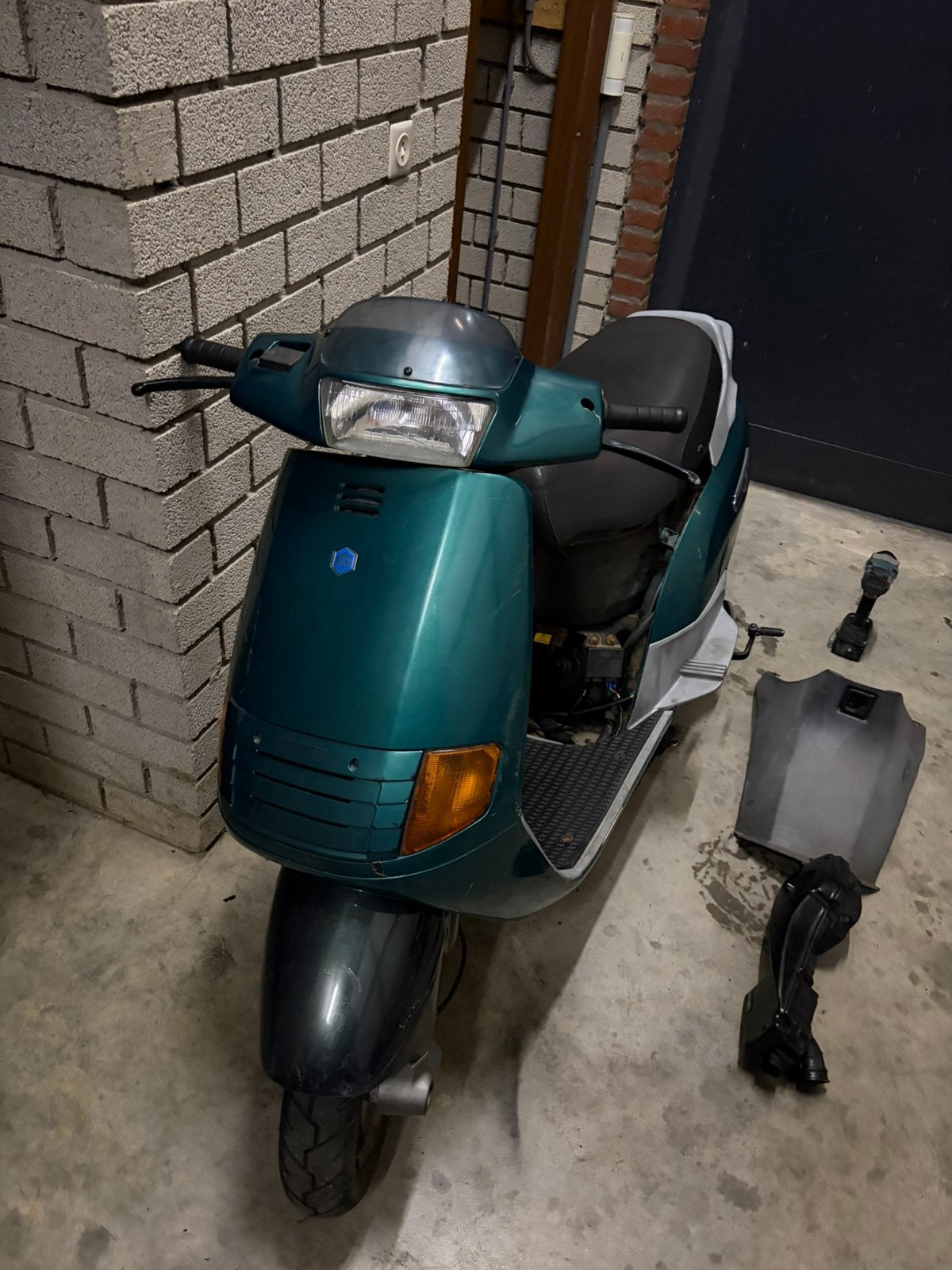 Piaggio skipper 183 teruil, Fietsen en Brommers, Ophalen, Zo goed als nieuw, Tweetakt, Overige modellen