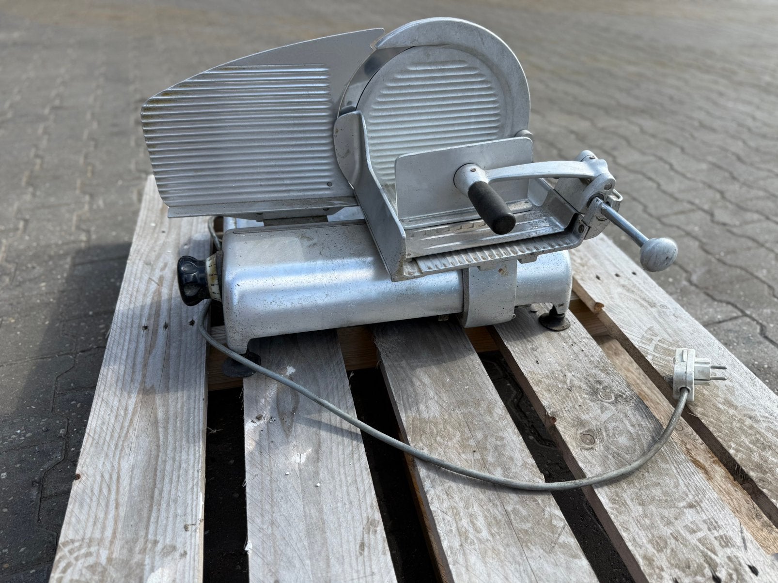 Tweedehands vleessnijmachine, Ophalen, Gebruikt