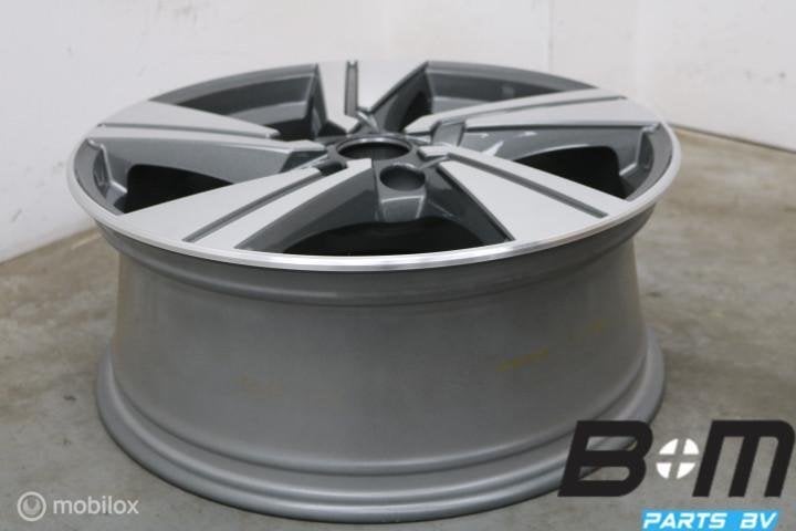 NIEUW! Org. 1 losse 18 inch S-Line velg Audi Q2 81A601025G, Gebruikt, Velg(en)
