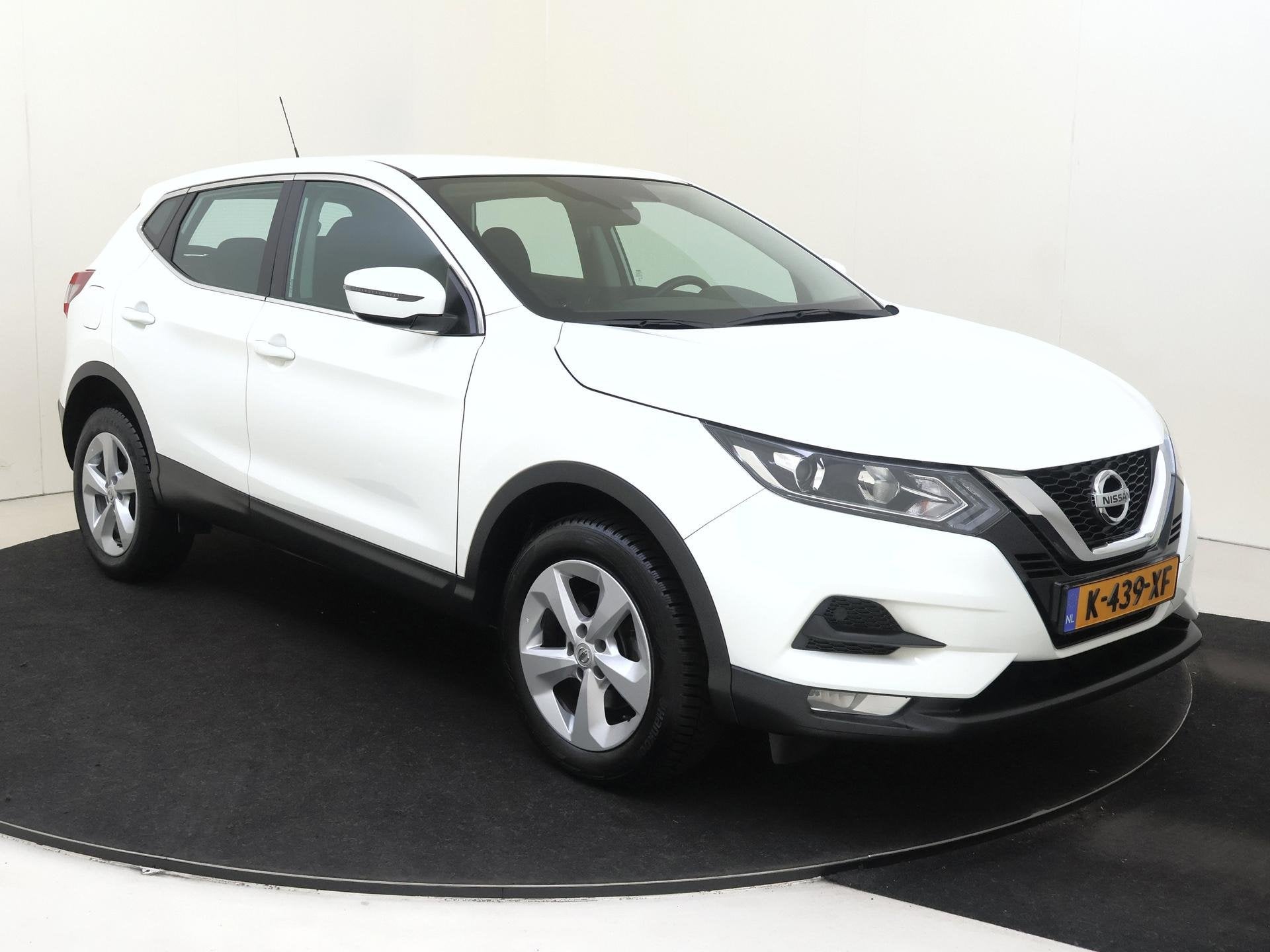 Nissan Qashqai 1.3 DIG-T Acces Edition 140PK | Navigatie via, Auto's, Voorwielaandrijving, Dealer onderhouden, Gebruikt, 4 cilinders