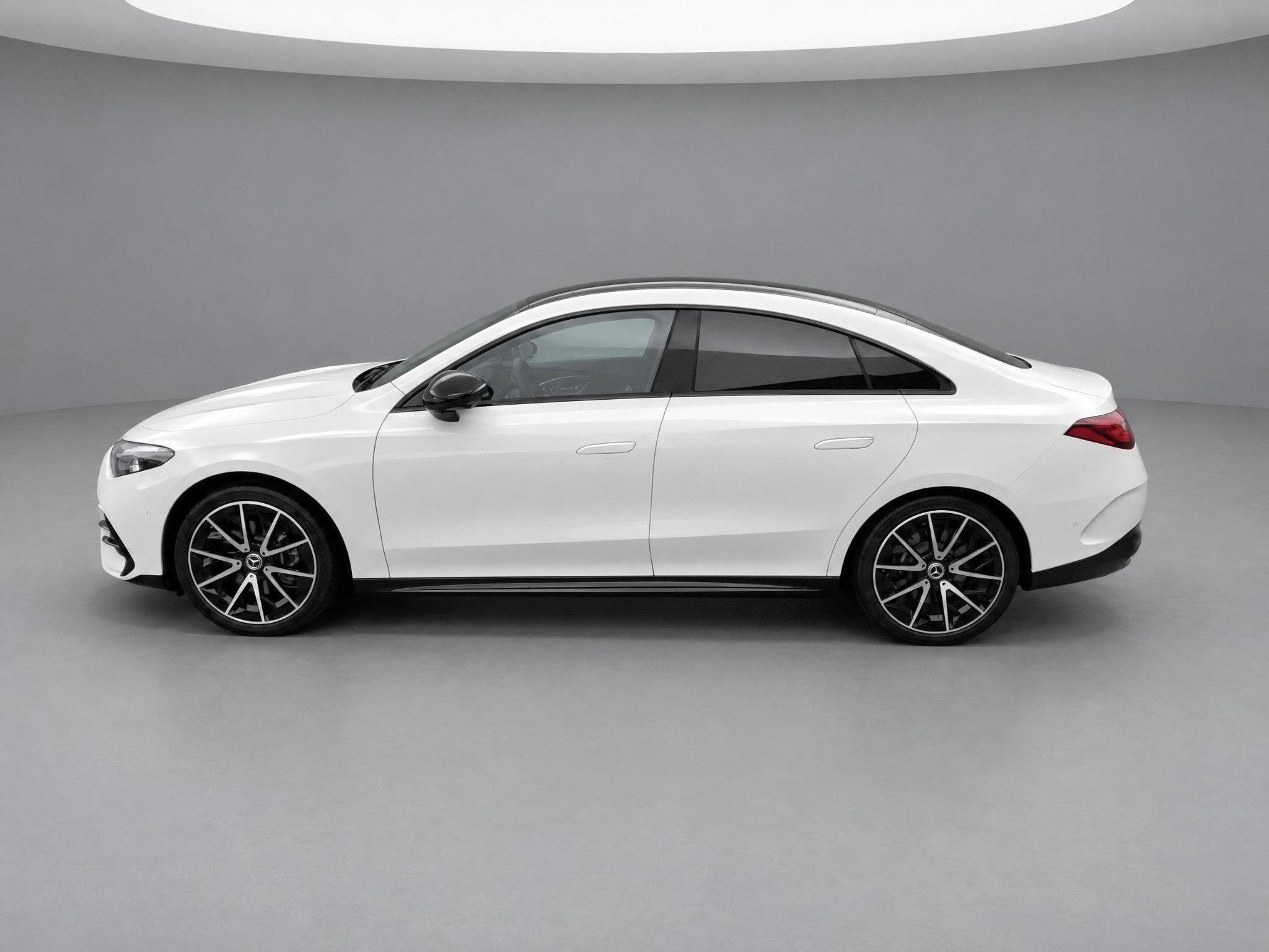 Mercedes-Benz CLA-klasse 250+ Launch Edition AMG | Trekhaak, Auto's, CLA, Achterwielaandrijving, Zwart, Wit