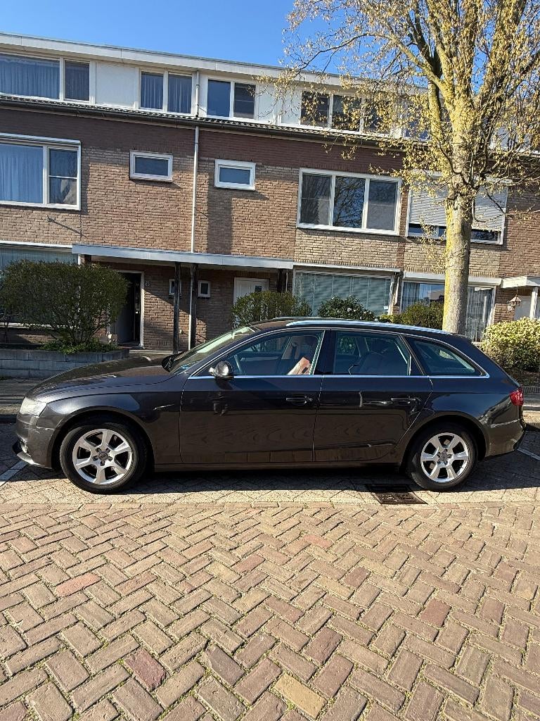 Audi A4 1.8 Tfsi 88KW Avant Multitronic 2010 - Youngtimer, Auto's, Audi, Particulier, A4, Airconditioning, Cruise Control, Lederen bekleding