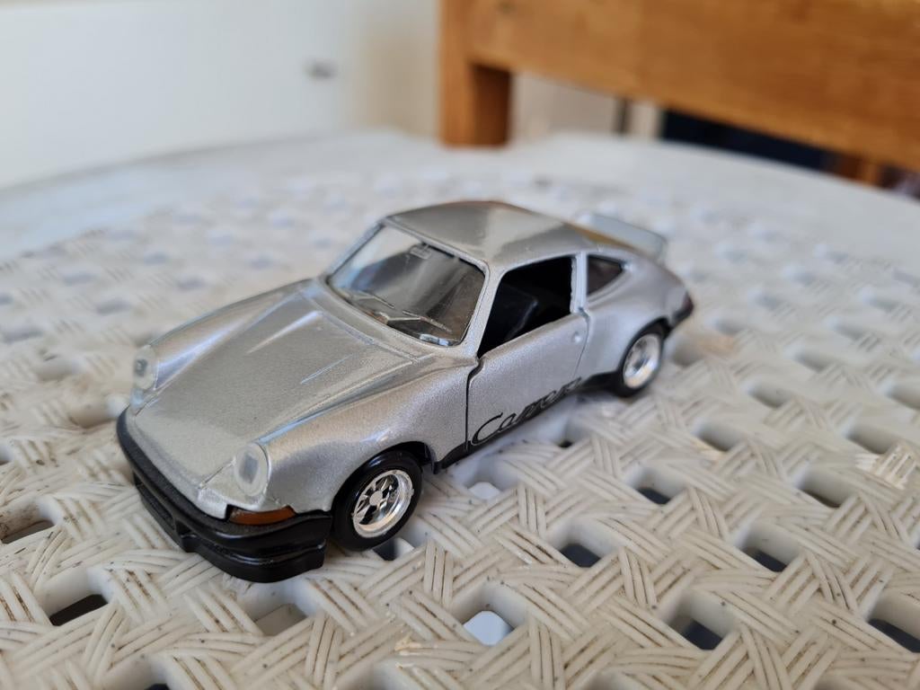 1:43 Porsche Carrera RS Solido, Ophalen of Verzenden, Zo goed als nieuw, Auto, Solido