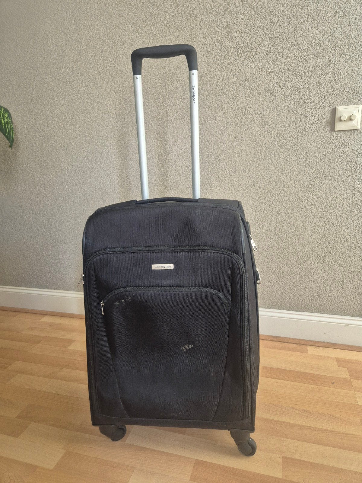 zwarte  Samsonite koffer, Ophalen of Verzenden, Gebruikt, Hard kunststof, Wieltjes