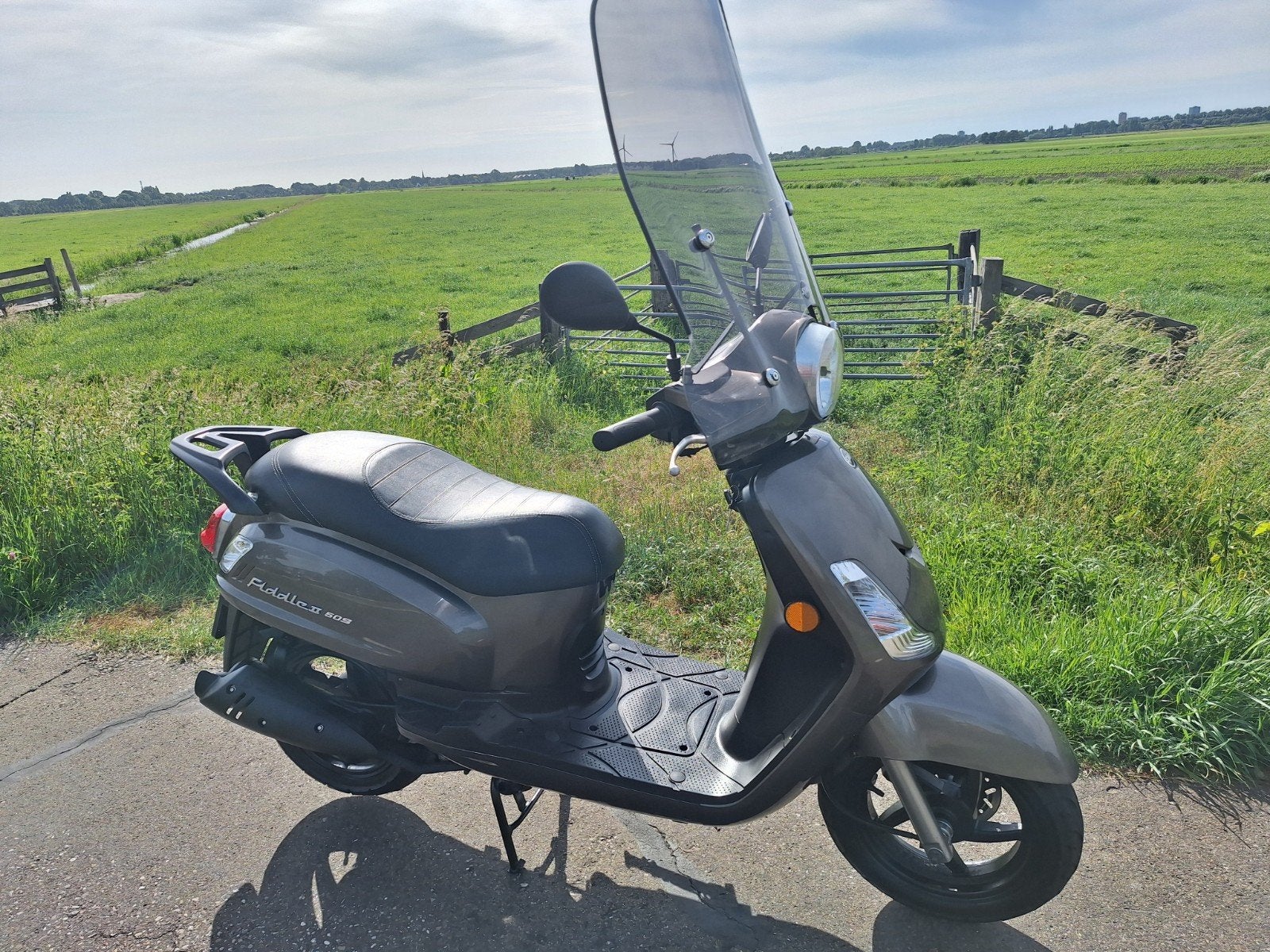 Mooie Sym Fiddle snorscooter 2019 weinig km!!, Fietsen en Brommers, Scooters | SYM, Ophalen, Zo goed als nieuw, Benzine, Fiddle