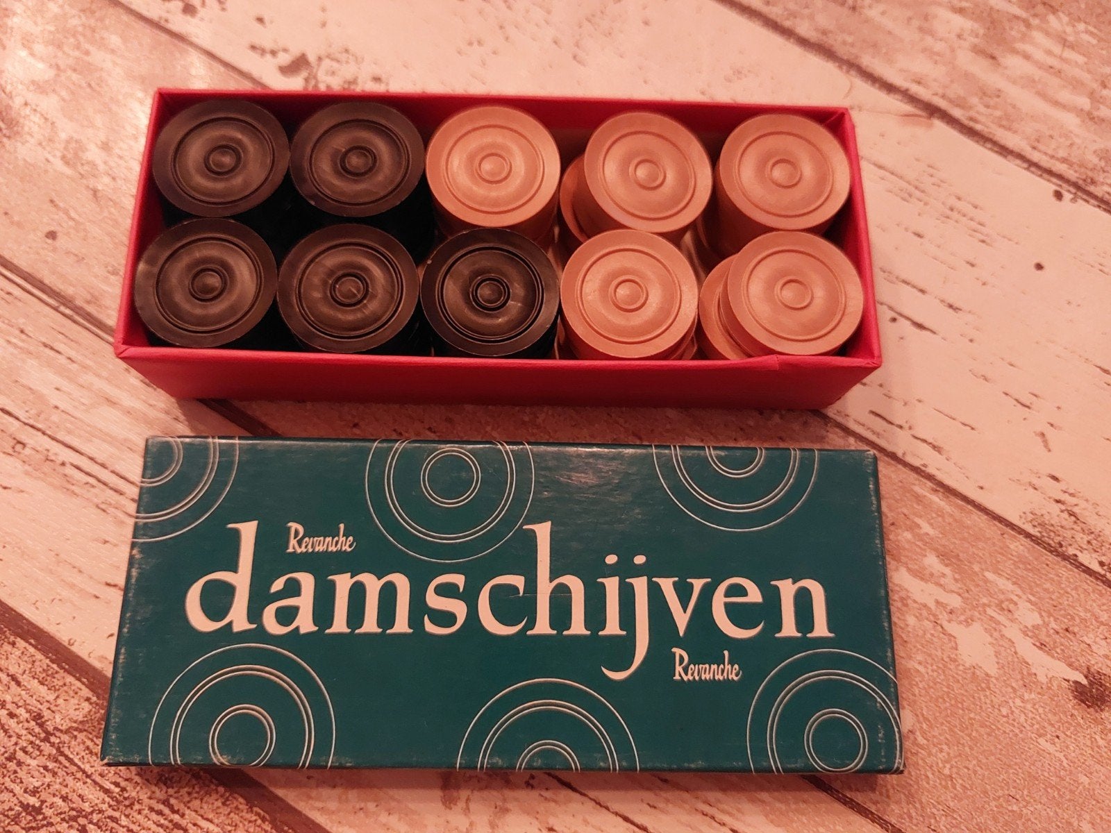 40 Damstenen merk Revanche, Hobby en Vrije tijd, Ophalen of Verzenden, Zo goed als nieuw