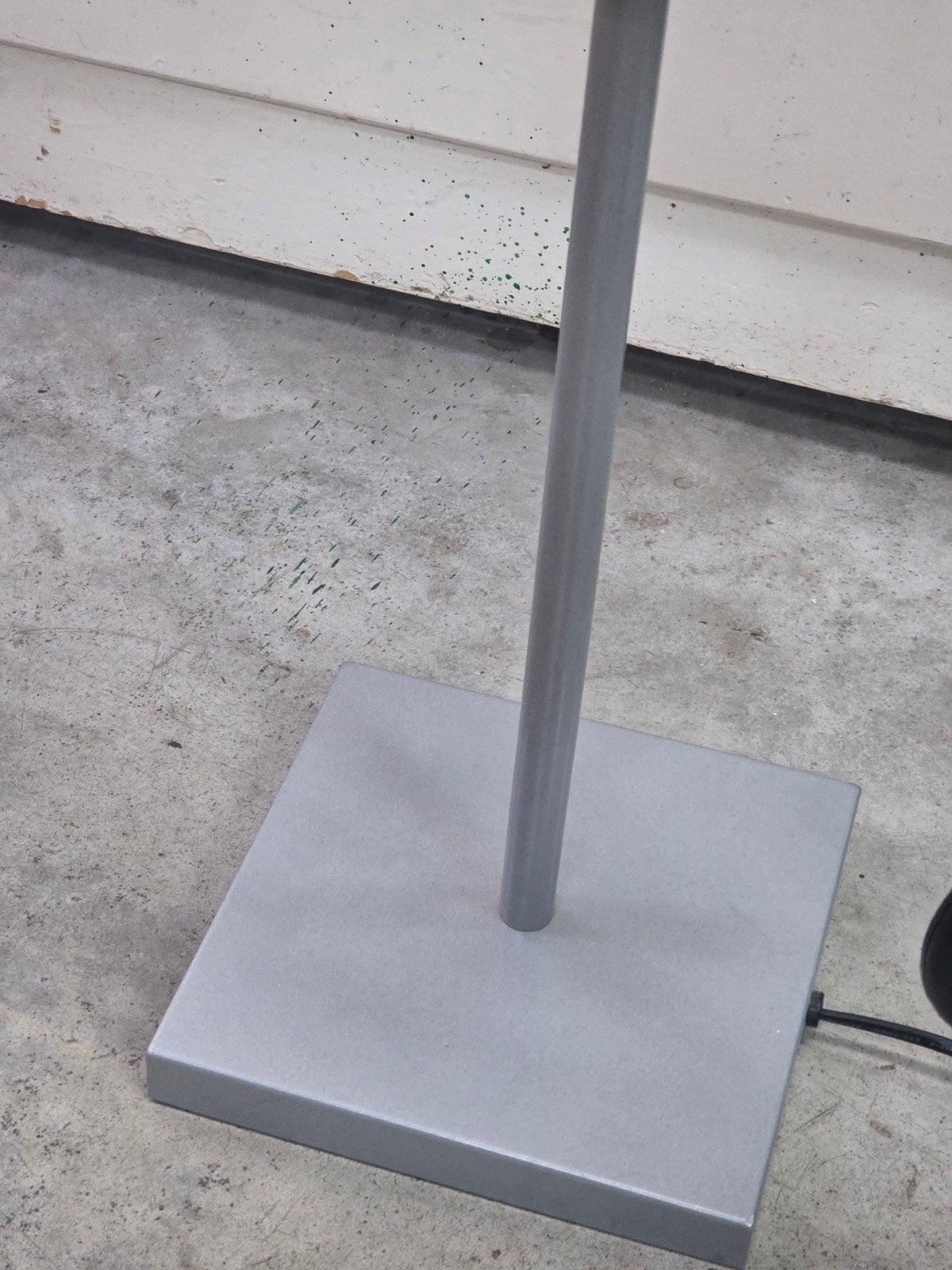 Moderne staande lamp met papieren kap, Ophalen, Gebruikt, Metaal, E27 (groot)