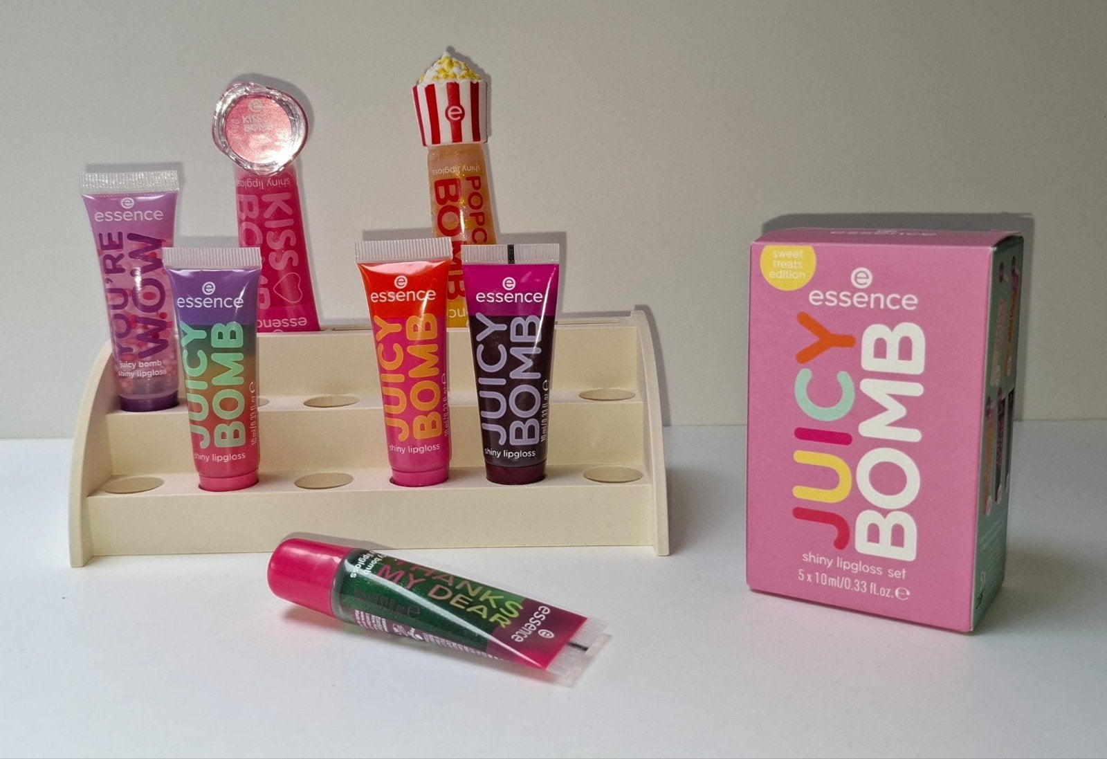 Essence Juicy Bomb Lipgloss Display / Houder, Sieraden, Tassen en Uiterlijk, Nieuw, Ophalen of Verzenden, Toebehoren, Overige kleuren