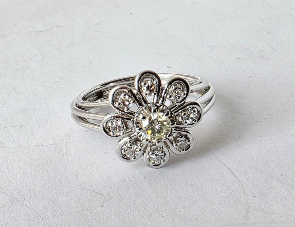 Goud/platinum ring met diamanten 0,38kt, Ophalen of Verzenden, Met edelsteen, Dame, Goud