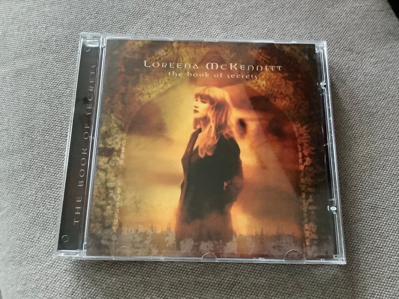 Loreena McKennitt - The Book of Secrets CD, Ophalen of Verzenden, Zo goed als nieuw, Album, Inclusief doosje