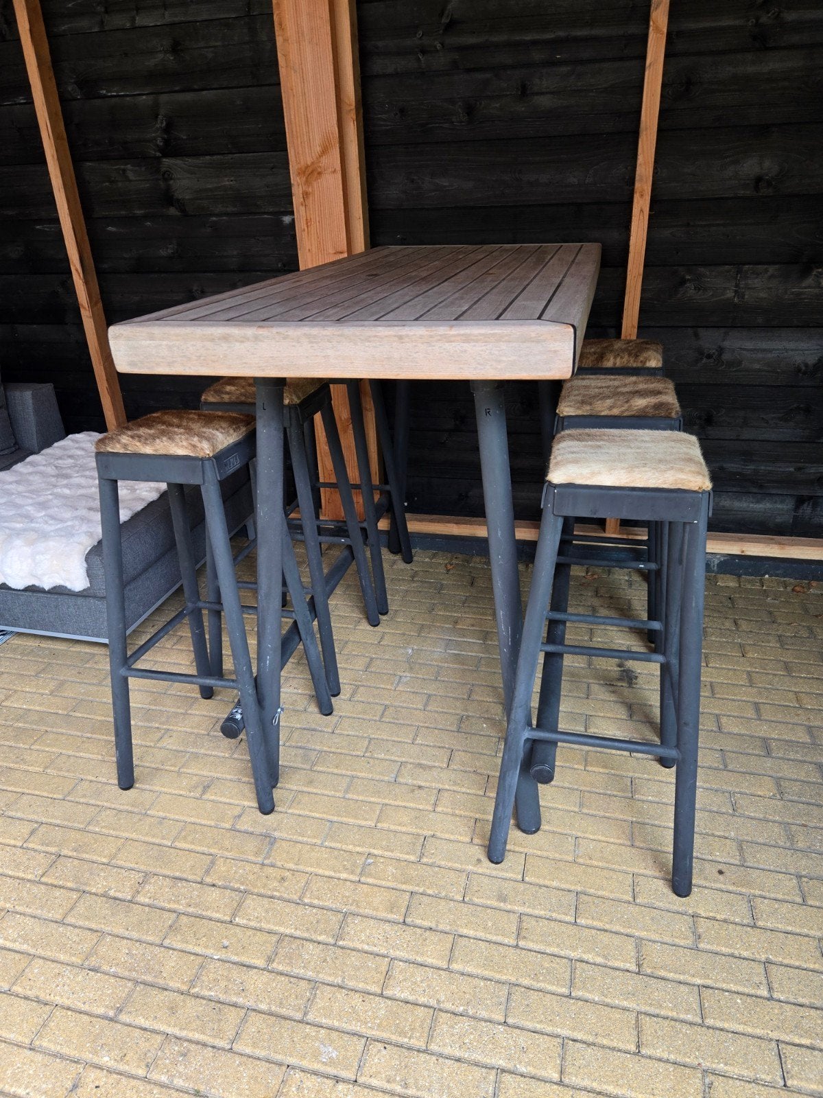Hoge bartafel met 6 krukken - Teakhout en metaal, Tuin en Terras, Ophalen, Zo goed als nieuw