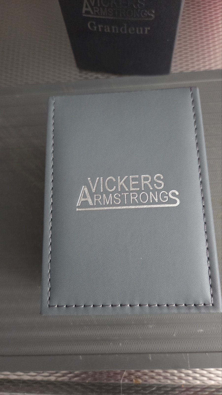 Vickers Armstrongs Grandeur Herenhorloge - Zo goed als nieuw, Overige merken, Staal, Staal, Polshorloge