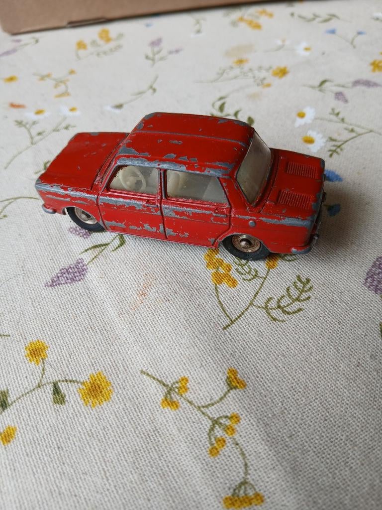 Simca 1000. Dinky toys France 519, Hobby en Vrije tijd, Modelauto's | 1:43, Ophalen of Verzenden, Gebruikt, Auto, Dinky Toys