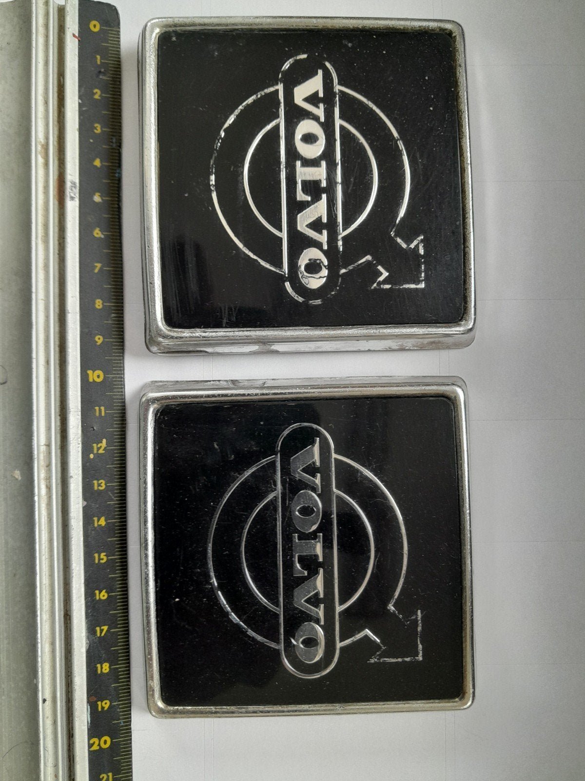 Volvo 240 emblemen, Auto diversen, Ophalen of Verzenden, Gebruikt