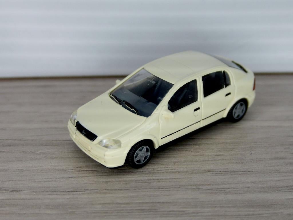 Wiking 1/87 Opel Astra, Hobby en Vrije tijd, Modelauto's | 1:87, Verzenden, Zo goed als nieuw, Auto, Wiking