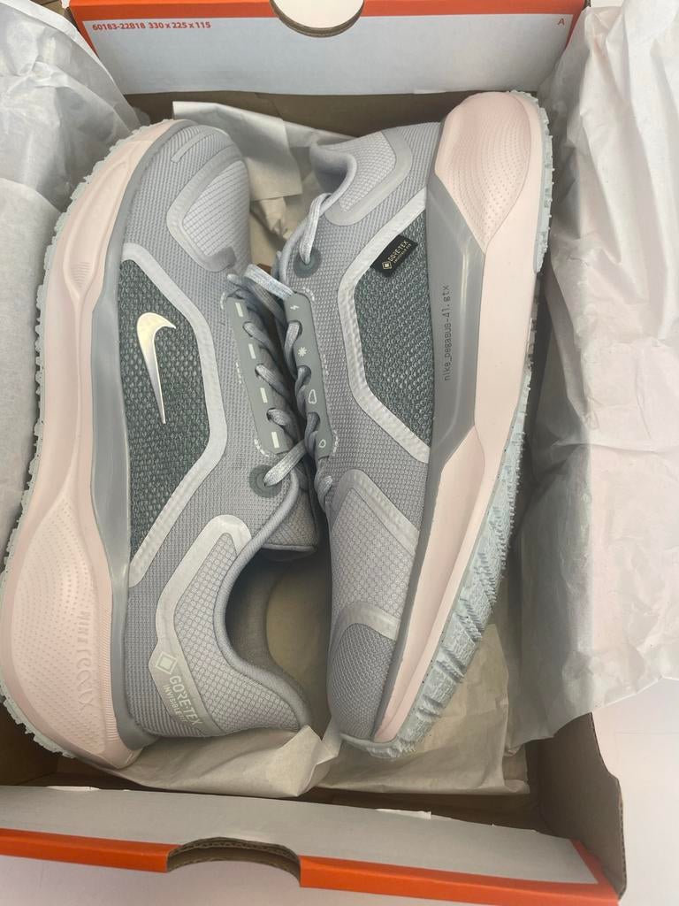 Nike Air Zoom Pegasus 41 GTX - Nieuw, Ophalen of Verzenden, Nieuw, Grijs, Sneakers of Gympen