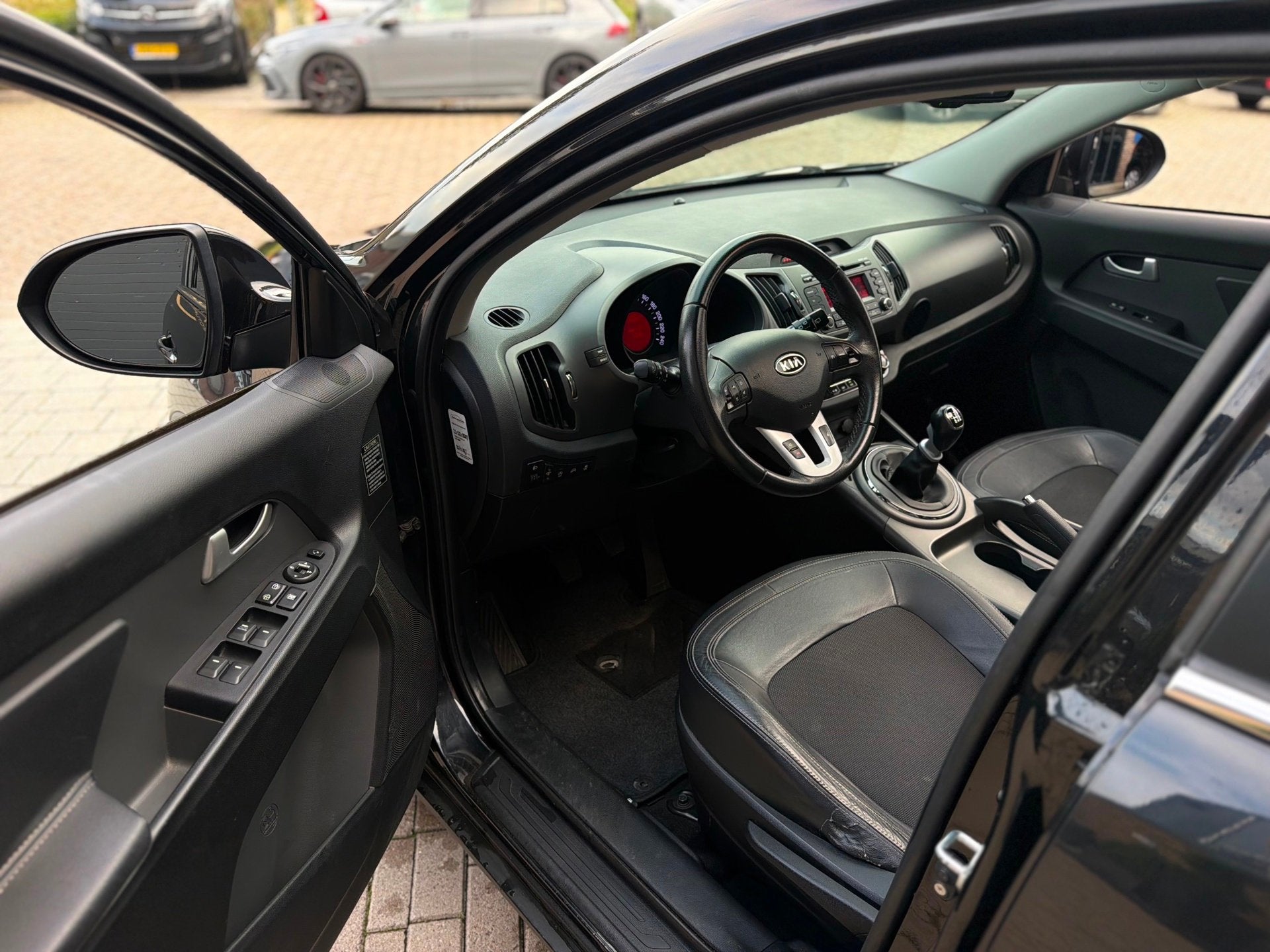 Kia Sportage 1.6 GDI X-ecutive Plus Pack Panorama Dak Airco, Voorwielaandrijving, Euro 5, 135 pk, Leder en Stof