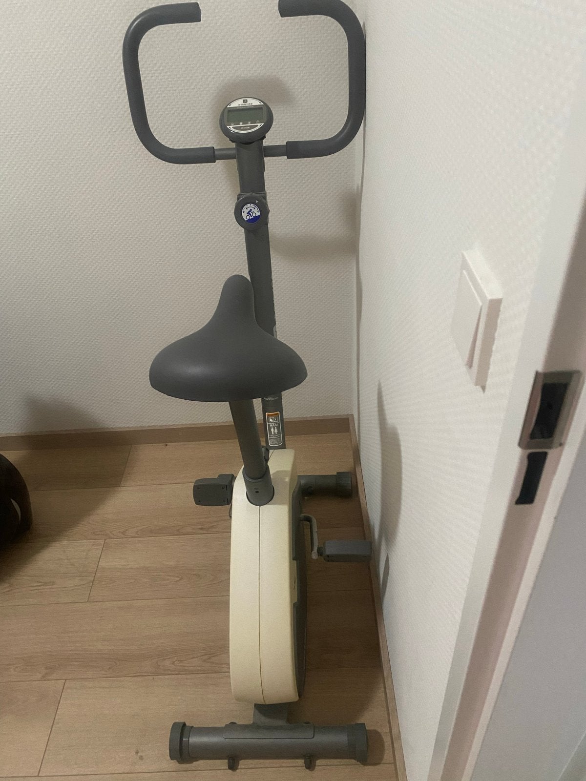 Domyos VM130 Hometrainer - Zo goed als nieuw, Ophalen, Zo goed als nieuw, Metaal, Benen