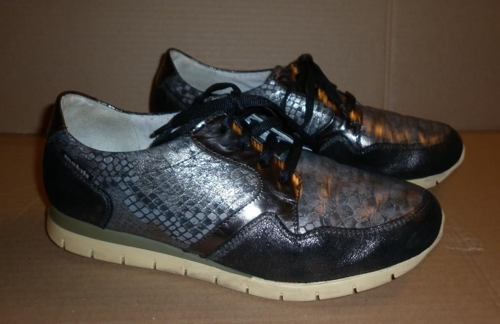 veterschoenen maat 38  merk :  Mephisto, Kleding | Dames, Schoenen, Ophalen of Verzenden, Sneakers of Gympen, Grijs, Gedragen