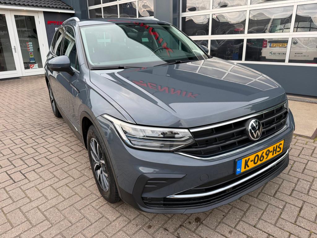 Volkswagen Tiguan 1.5 TSI Life Business / ACC / IQ Light / M, Auto's, Automatische klimaatregeling, Euro 6, 4 cilinders, Alcantara