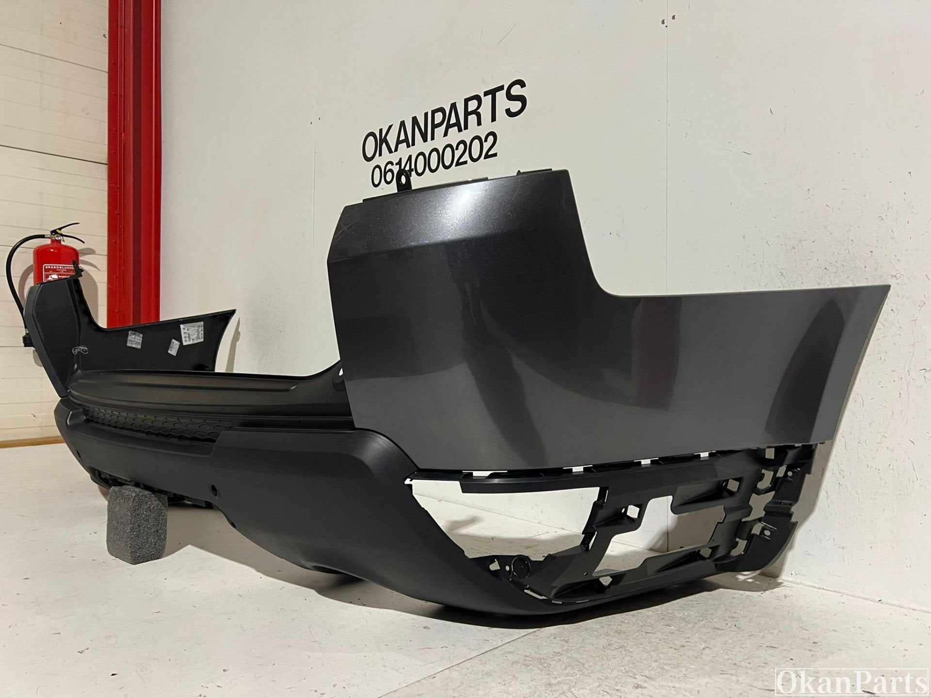 Range Rover Sport II L494 Achterbumper DK62-17926-AAW, Info@fabrikant.eu, Fabrikantstraat 1
1000 AA  Amsterdam, NL, Ophalen of Verzenden