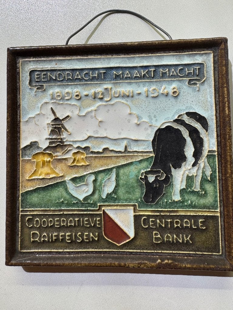 Coisonne tegel Delft Coöperatieve Centrale Raiffeisenbank, Antiek en Kunst, Ophalen of Verzenden