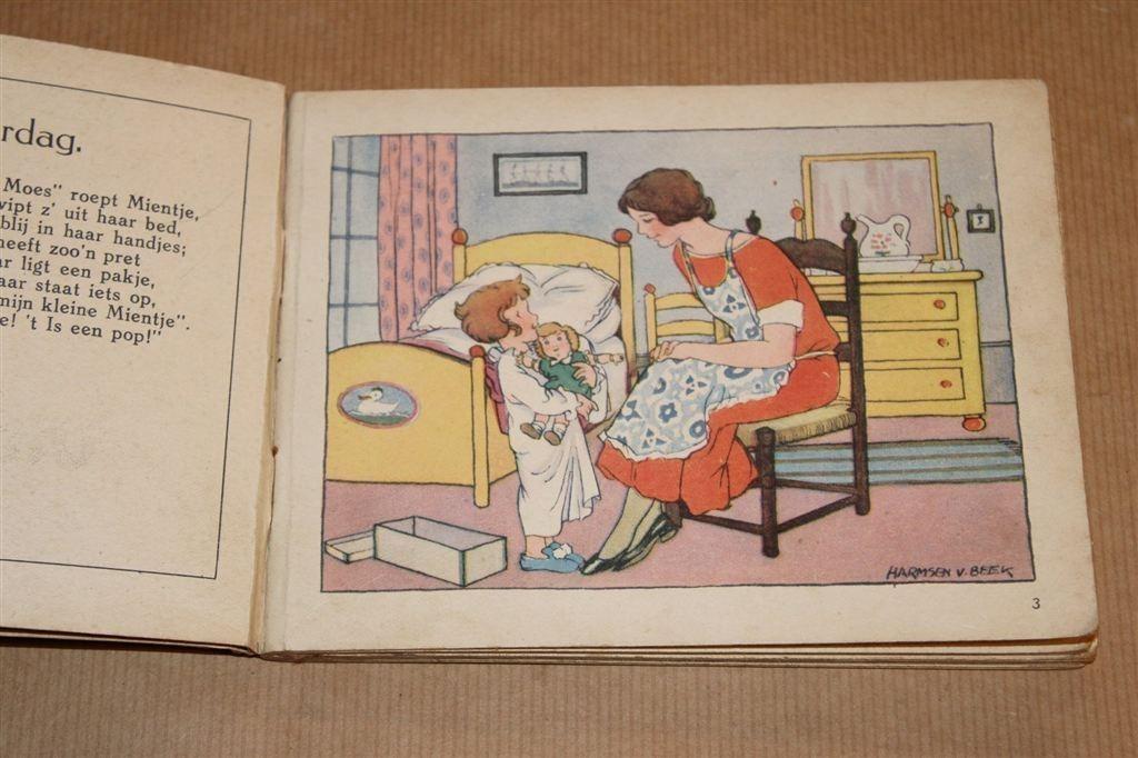 Vintage Prentenboekje Mientje's Verjaardag [ca. 1930], Ophalen of Verzenden, Gelezen