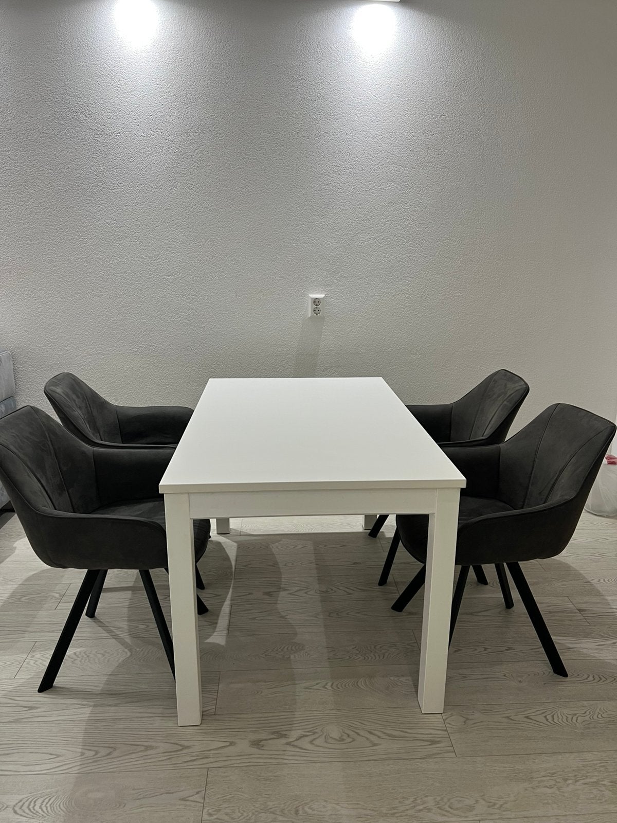 Foto 4 van Nasinge eettafel
