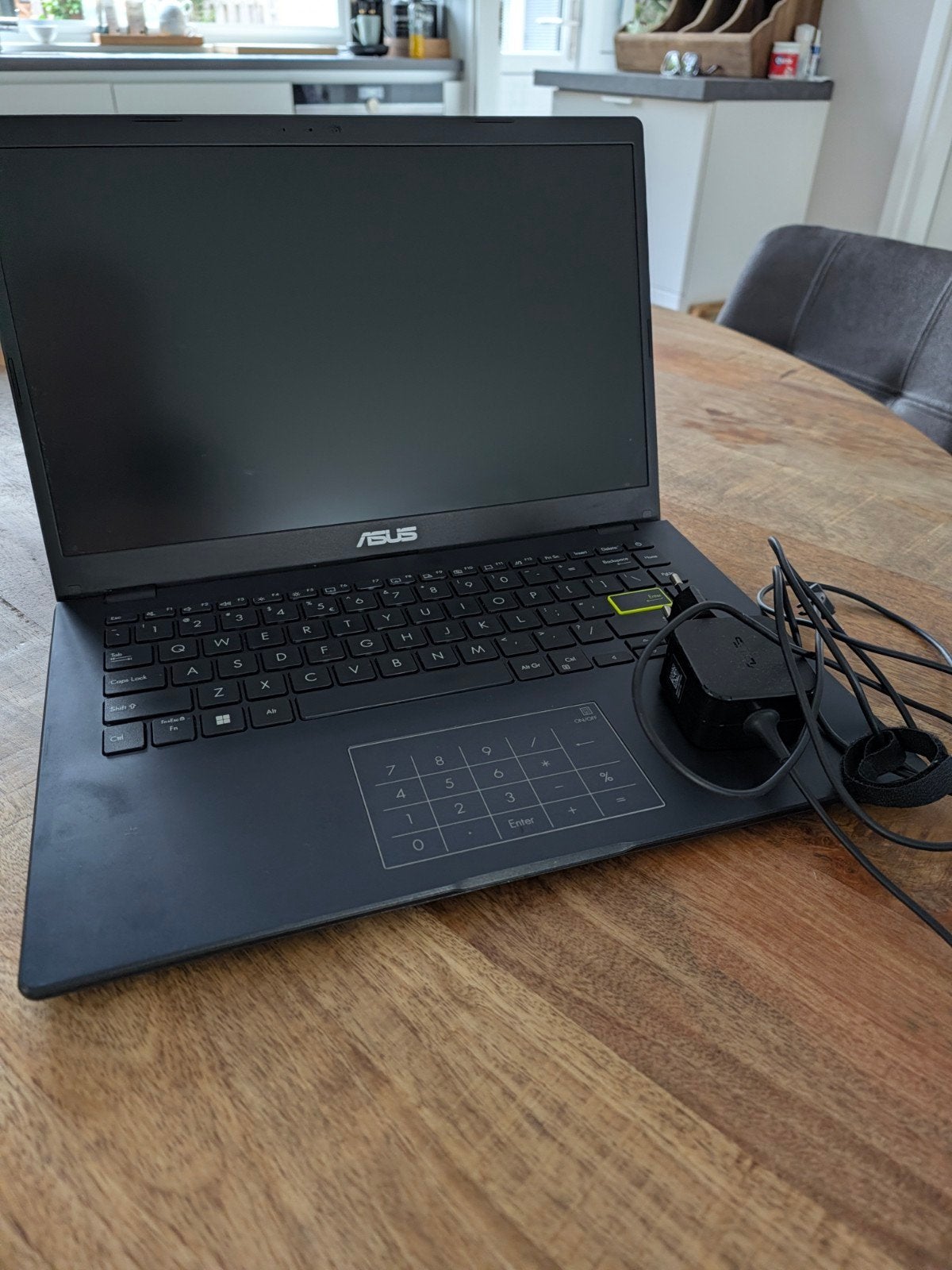 Asus E410M, Computers en Software, Gebruikt, ASUS, 14 inch, Ophalen of Verzenden