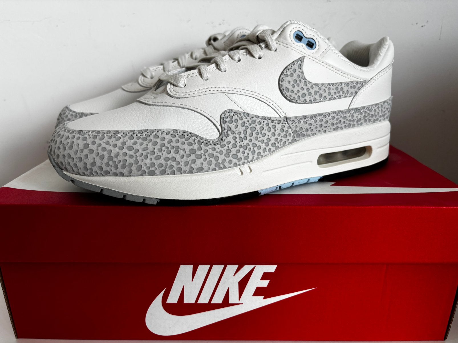 Nike Air Max 1 Safari Summit White 43!, Ophalen of Verzenden, Nieuw, Wit